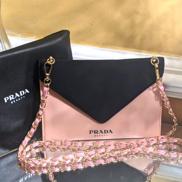 Prada hand pouch converted into shoulder bag or cross body - Picture 9 of 16